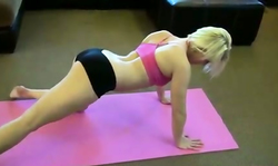 Sporty babe does yoga and then her male fills her mouth with cum