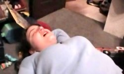 Amazing brunette sucks like a pro in homemade action