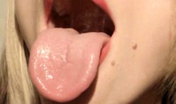 Slender fuck doll with long legs really likes tongue fetish