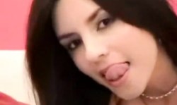 Gorgeous webcam busty babe