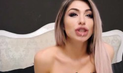 Beautiful Busty Babe Do Hot Anal Masturbation