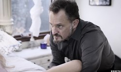 Angelic sister Kenzie Reeves gets a cunnilingus by brother