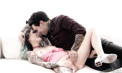 Tatted-up brunette fingered by her kinky boyfriend