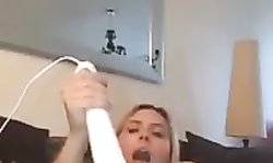 Jade Swan Beaconsfield UK Magic Wang Squirt