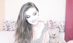 Gorgeous Babe Rubs Her Sweet Pussy