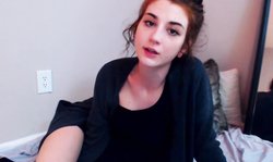 Teen babe and her dildo