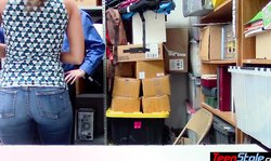 Mom fucks with mall Shoplyfter to save her daughter