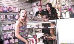 Money Talks cuties Gianna Nicole and Esmi Leen have amazing bodies