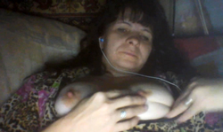 Old Russian lady shows off her fully naked pussy and tits