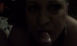 Older Russian lady is sucking a young bone rin the close-up