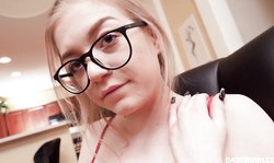 Very nerdy stepdaughter Dad Crush Jadyn Hayes needs his black cock