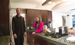 Traveling dude bangs his stepdaughter