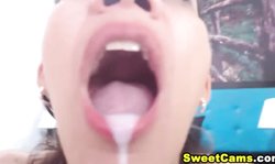 Dreamy Colombian Girlfriend Gets Cum Shot On Her Mouth