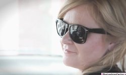 Milf scissoring with friend stepdaughter