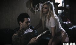 Slutty blonde jumped on a tattooed guy