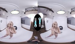 WETVR Photo Shoot Turns into Fuck Session in VR