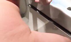 أنا مع زبون من تونس