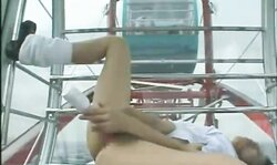 WEBCAM - japanese girl nudity masturbating in Ferris wheel