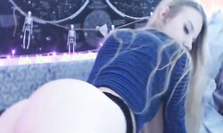 Blonde Babe Naughty Spinner Seduces