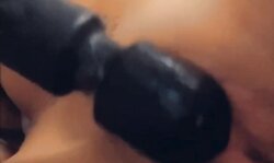 My girls play whit her pussy