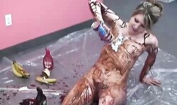 Dilettante Date Plays With Food