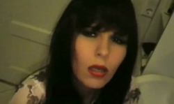 Amateur girl posing in the bath tube and stroking her hard clit