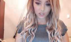 Very Hot Blonde Loves Masturbating on Cam