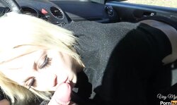 POV-pompino pubblico in auto!keeps up(dialoghi italiano)