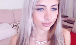 Pretty Brunette Babe Having a Masturbation Show