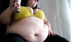 Hot BBW Luna is eating and sucking her fingers with passion