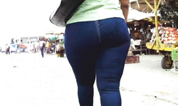Great view of a stunning big booty in tight blue jeans
