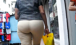 This hot and all-natural big booty looks amazingly round