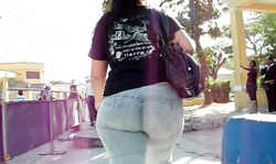 This amazingly sexy big booty can give you a hard boner!