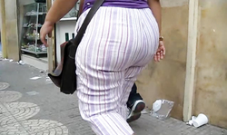 Beauty with big booty is looking awesome in striped pants