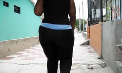 Her amazingly fuckable big booty is making me so horny!