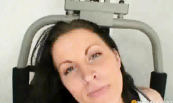 Very sporty and sexy young babe bangs with an old pervert in the gym