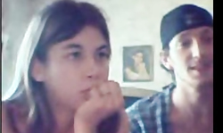 Girl loves giving head on the webcam