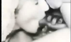 Blonde gives a good blowjob after intensive Retro sex