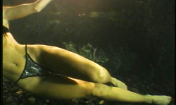 Perfect-looking redhead babe looks outstandingly hot at the bottom