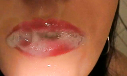 Sperm-addicted Aische Pervers gets a mouthful of cum