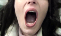 Aische Pervers sucks a dick without thinking about winter