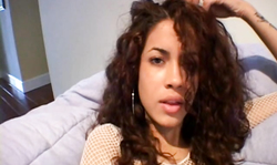 Gorgeous all-natural ebony teen and her sex-loving crack