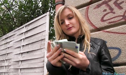 Addictive blonde is giving an amazing head for a rich guy