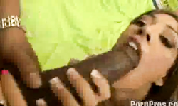 Katja Kassin and Sisi are giving a double head for a 14 inch monster