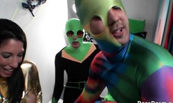 Dava Foxx and Zoe Wood enjoys crazy fuck with dirty clowns