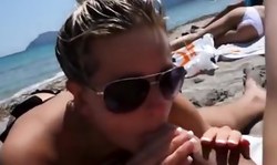 Beach blowjob and cum - Watch part 2